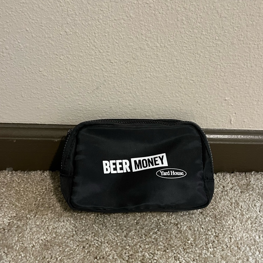 Black Beer Money Yard House Fanny Pack
